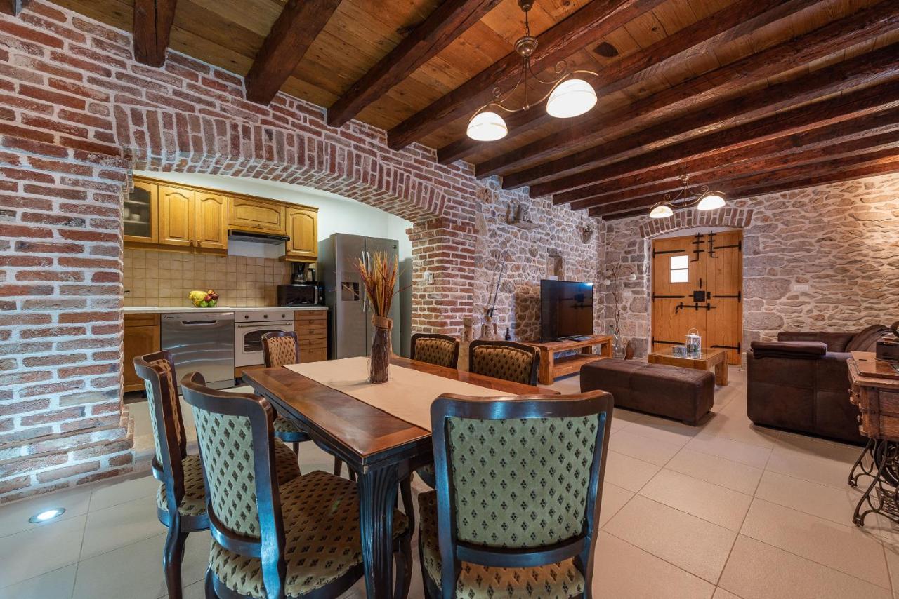 Villa Romantika Dalmacija Nin Exteriör bild